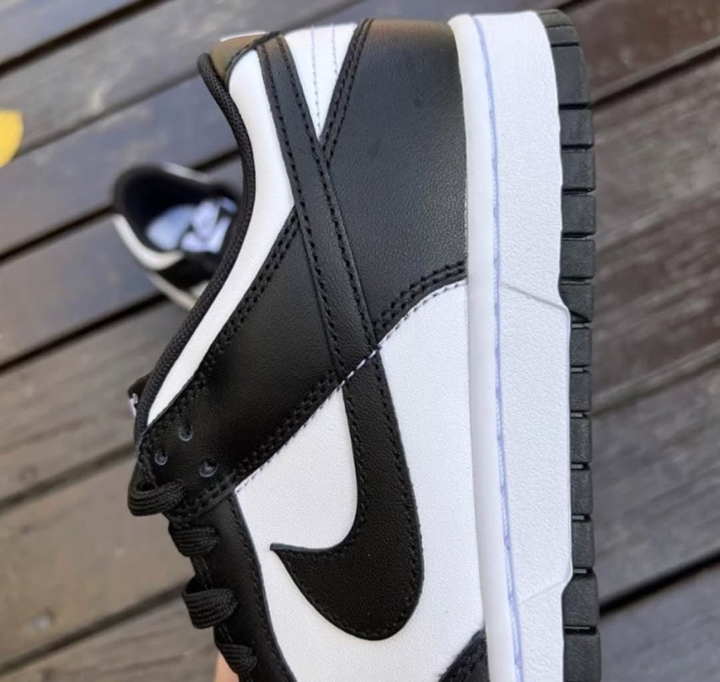 Nike Dunk Low Retro "White Black Panda"