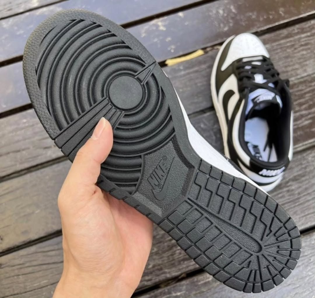 Nike Dunk Low Retro "White Black Panda"