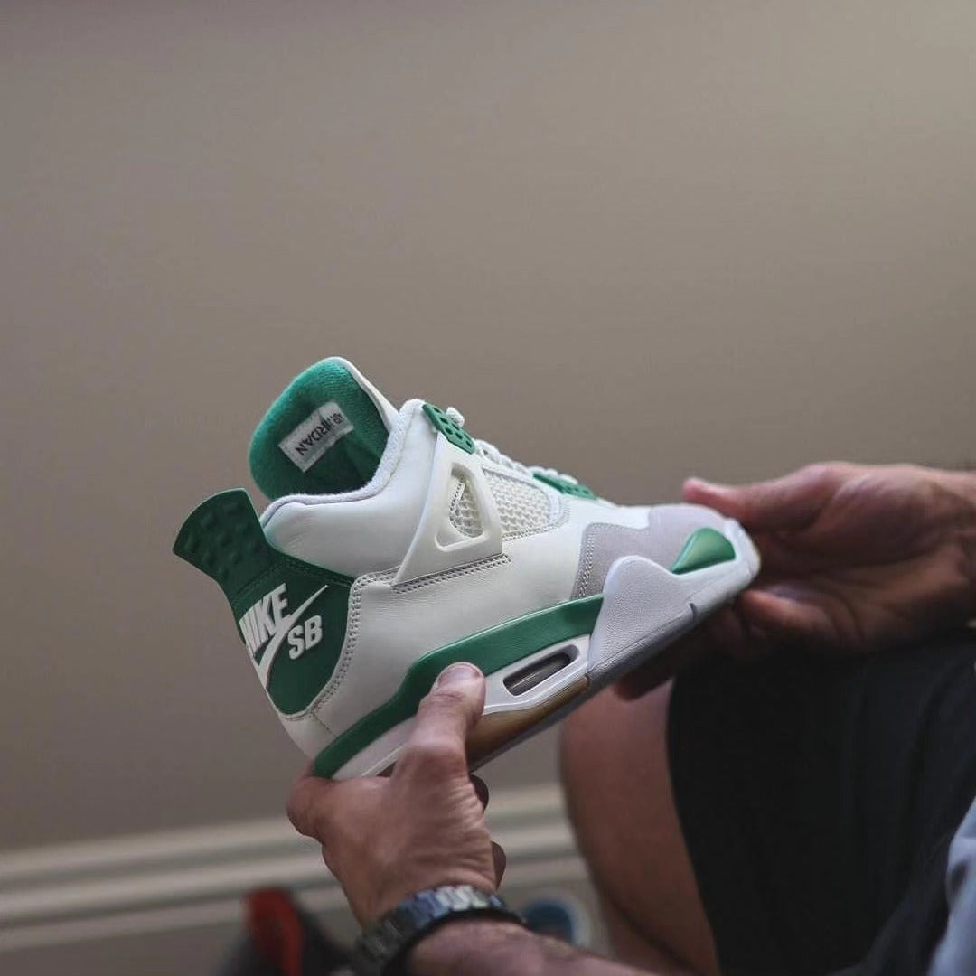 Jordan 4 Retro SB Pine Green
