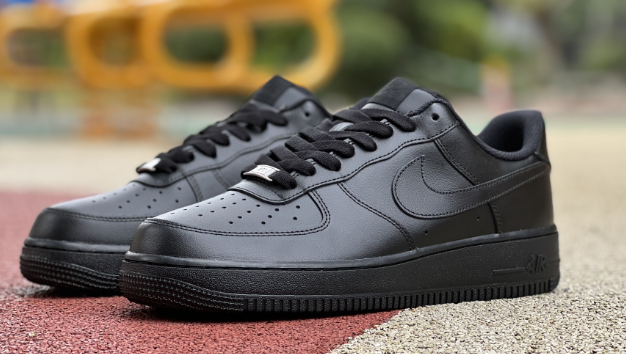 Nike Air Force 1 '07 Mono Black