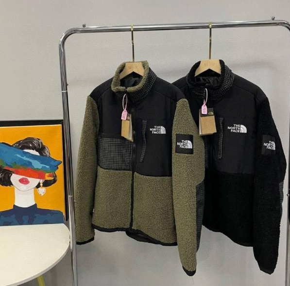 North Face Men's Seasonal Denali Jacket